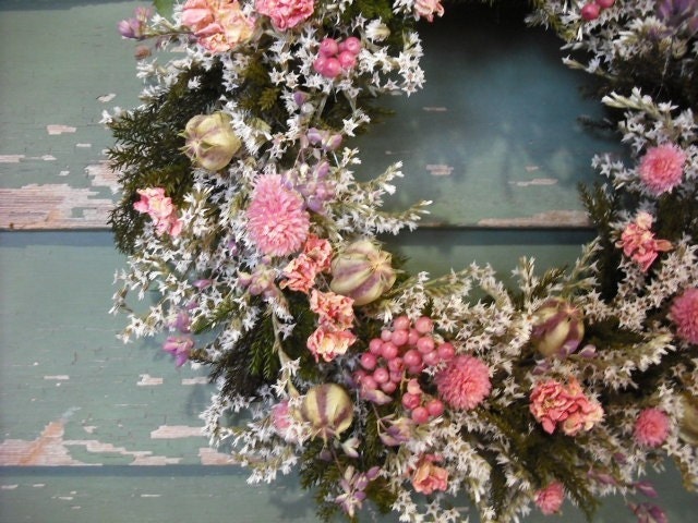 Pretty in pink, ALL NATURAL HANDMADE DRIED FLOWER WREATH