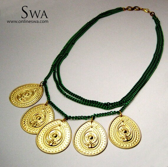 Green chains and Gold Drop pendants necklace