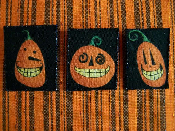 Set of 3 Halloween Primitive Pumpkin Pins