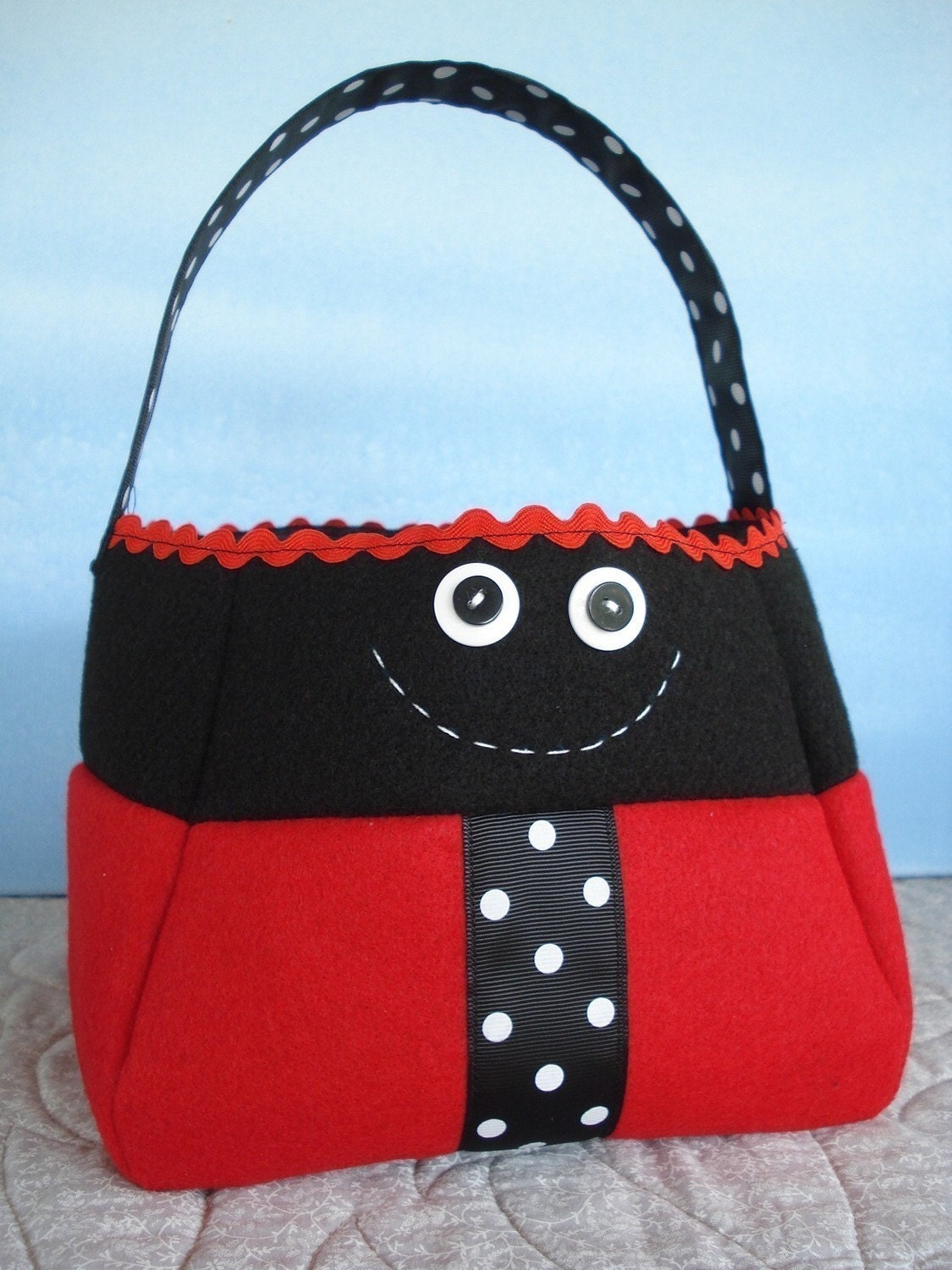 SALE - PDF ePATTERN for Bumble Bee and Ladybug Treat Bags
