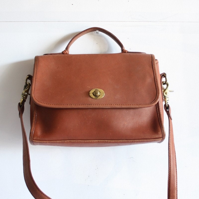 Vintage COACH Leather Saddle Bag w/ Turn Key