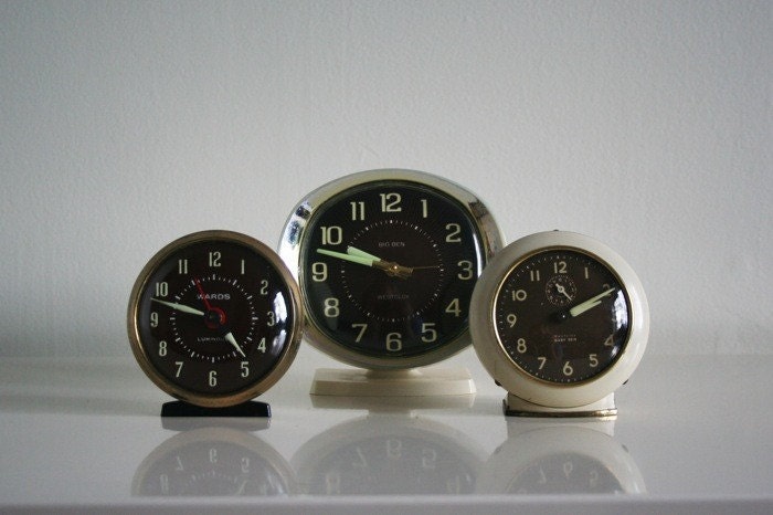 SALE // Instant Collection of Wind up Alarm Clocks