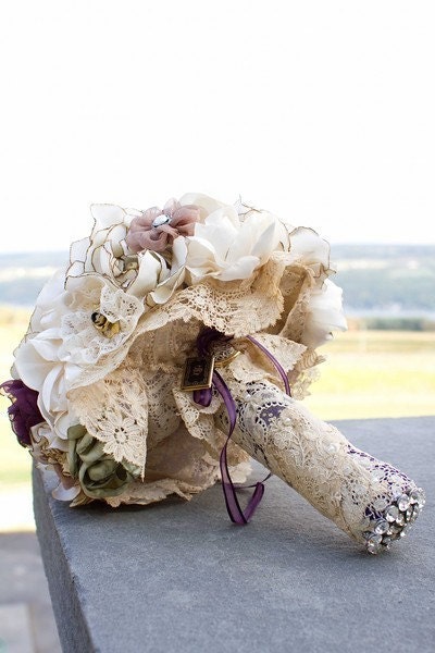 Custom  Wedding Shoes on Custom Made Vintage Fabric Floral Bouquets  Boutonierres  Ring Pillow
