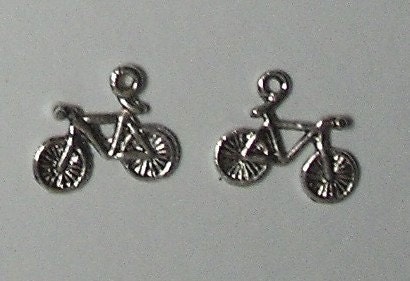 5 Pcs Antique Silver Bicycles Charm Pendants