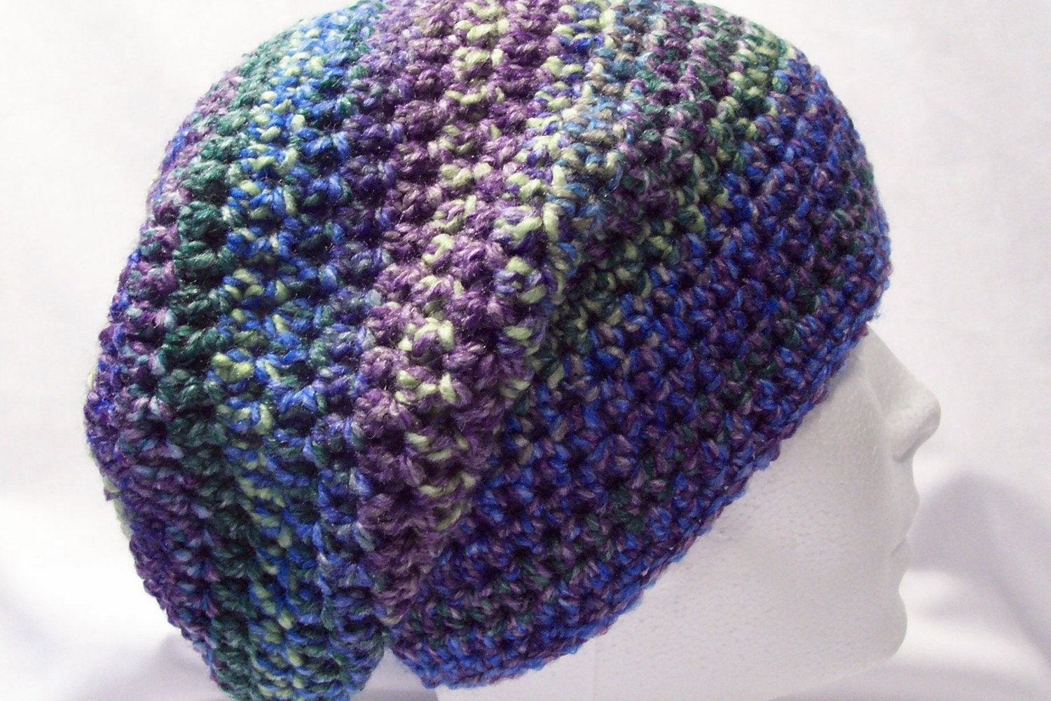 ladies or girls crochet slouch style hat multi coloured 4433