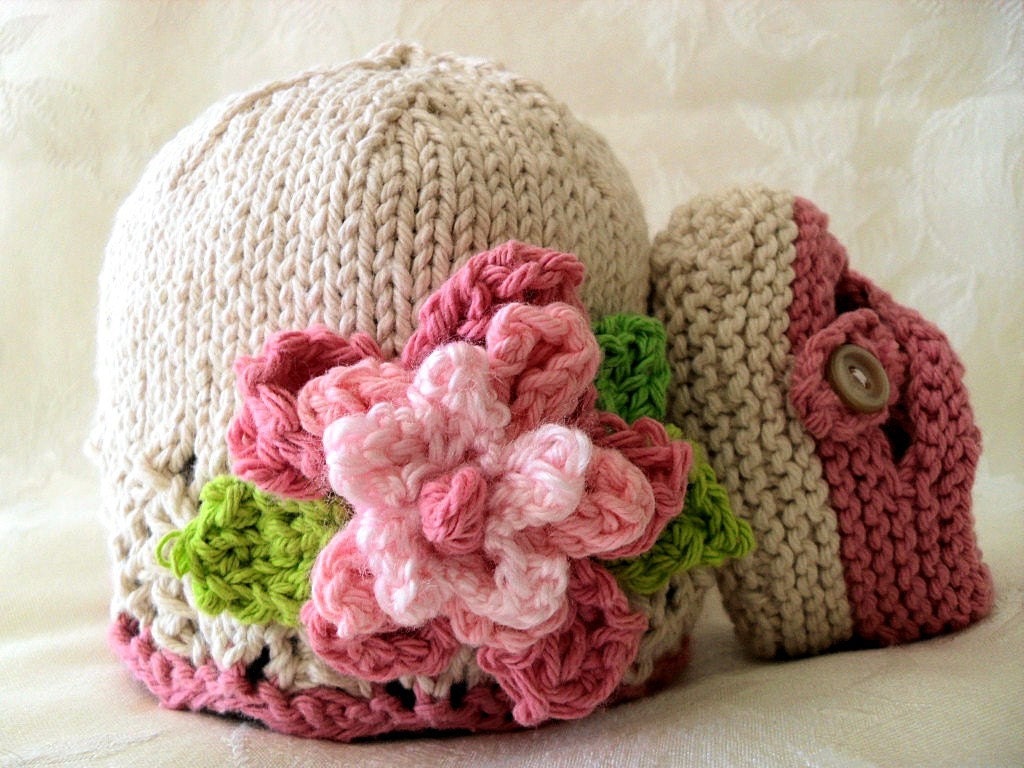 COTTON HAND KNITTED Ivory Cloche with Pink Flower and Matching Cross-strapped Booties