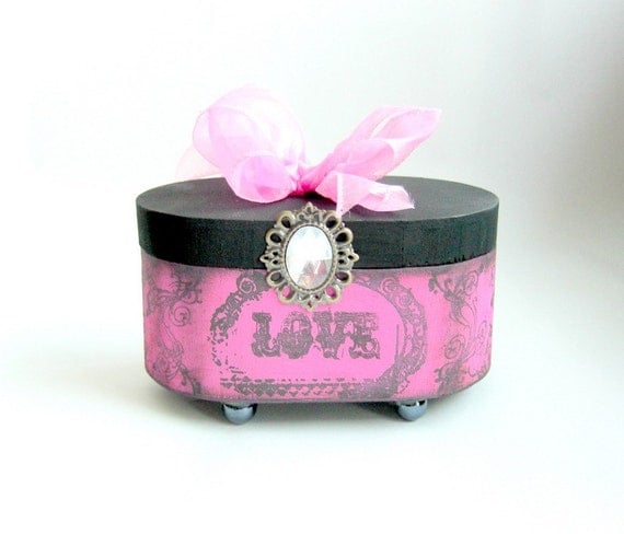 Trinket Box Pink Love