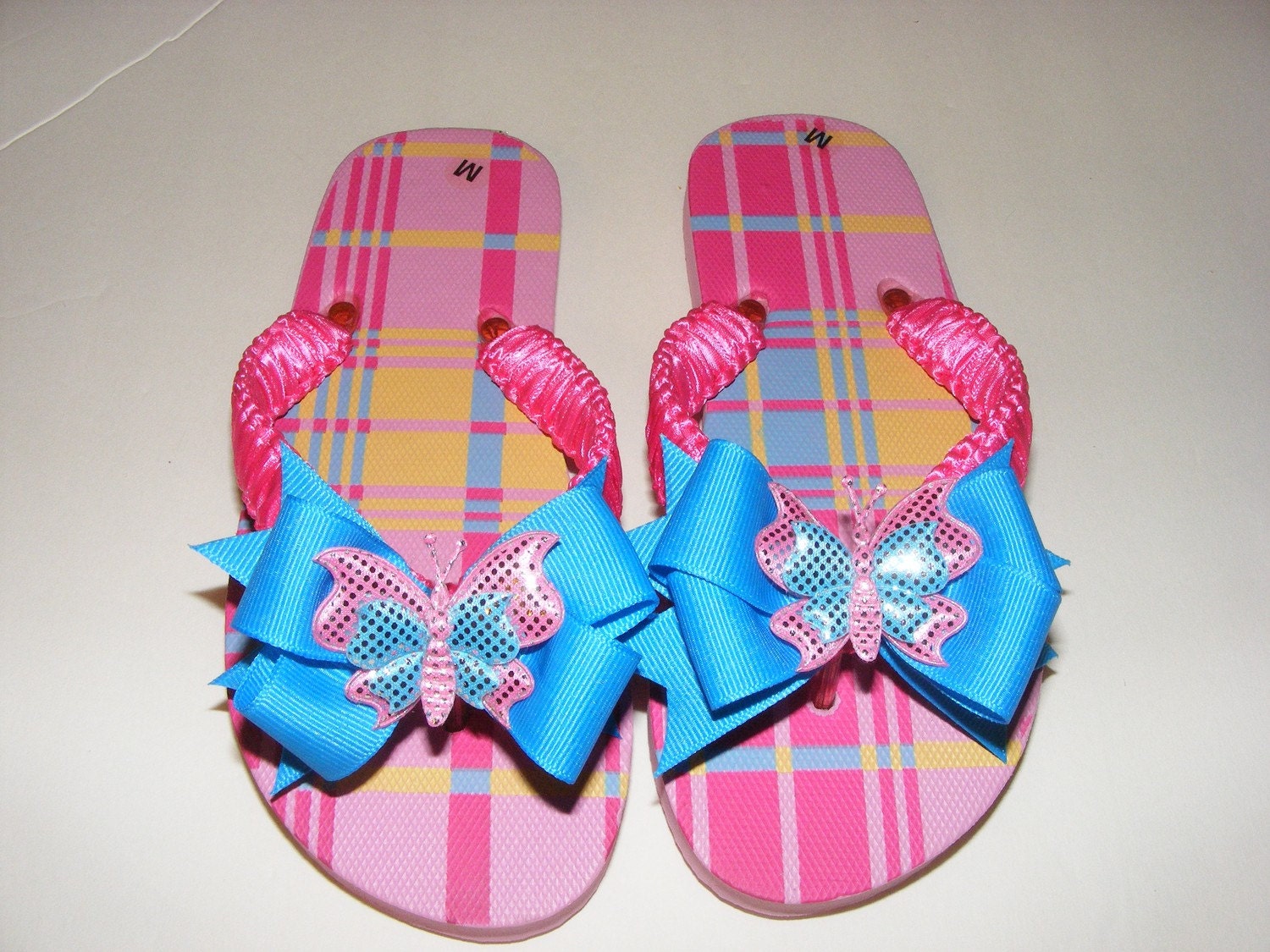 New Pink and Multicolor Plaids Flip Flops - Medium Girl Size 11/12