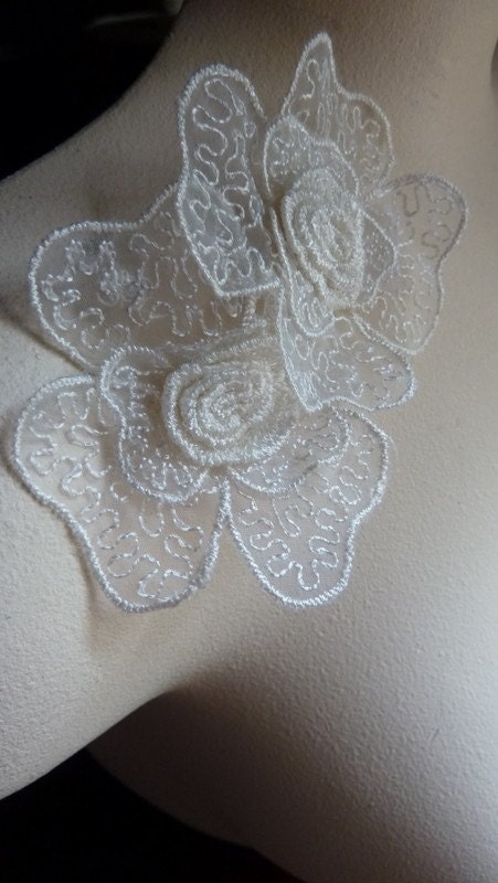 appliques for children. 3 Embroidered Flower Appliques
