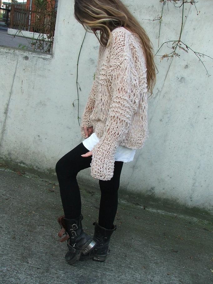 Pinkish cream oversized grunge sweater
