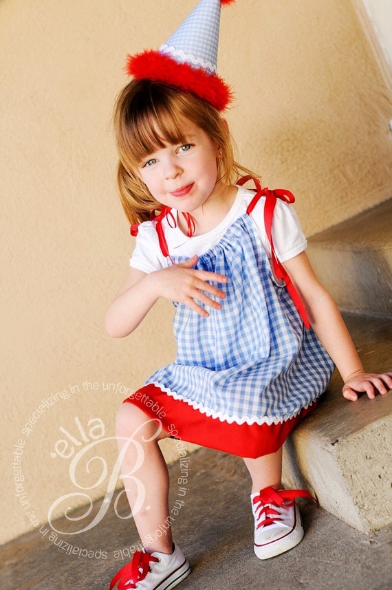 Wizard of oz Dorothy inspired pillowcase dress.... sizes 3-6 months to 4T