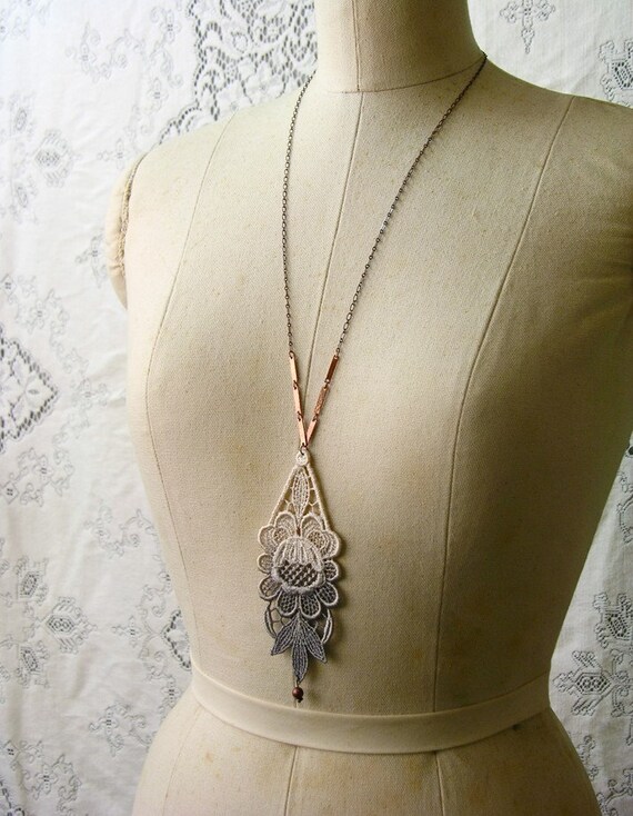 luphia lace necklace
