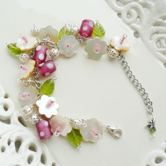 Floral charm bracelet