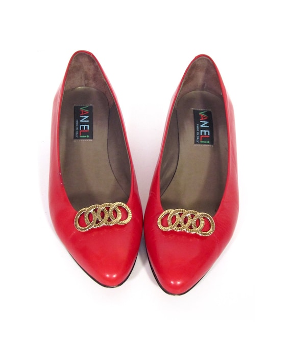 Vintage CHAIN OF LOVE Red Leather VanEli Princess Pumps womens 8.5