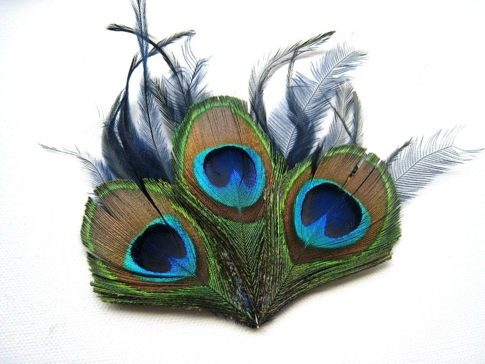 Green and blue peacock feather fascinator