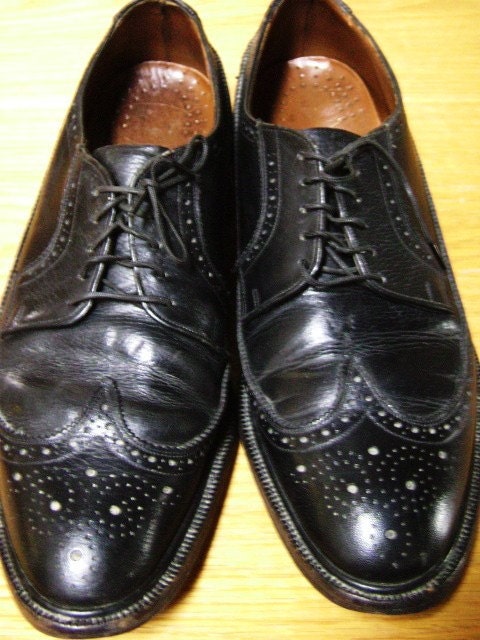 Oxford Wingtip Shoes, Man's, size 11vintage, Black, Made in England,  Rothschilds of Chicago