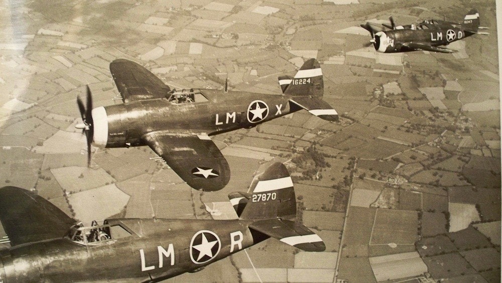 P-47 Thunderbolts - vintage photo print
