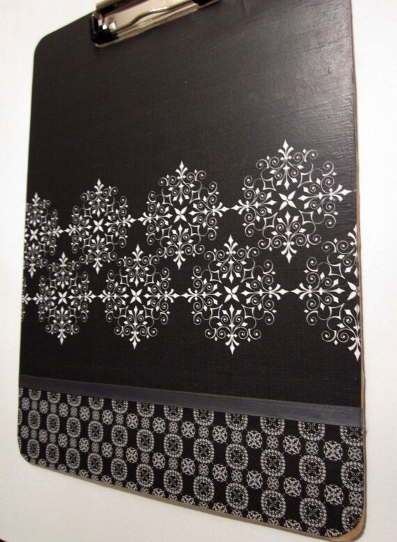 Black & white border clipboard