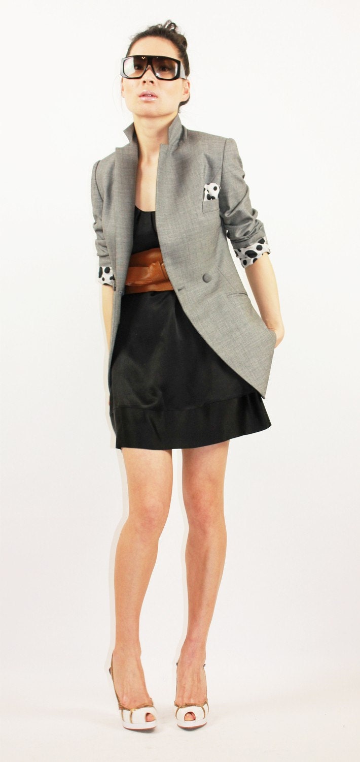 Urban  grey jacket with white and black dotted lining