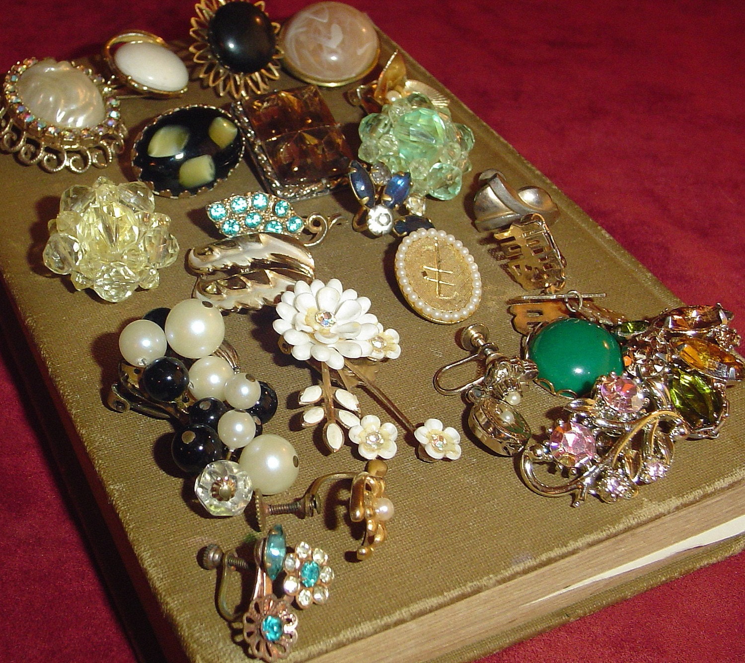 Lot of 22 vintage single earrings for your repurposing happiness