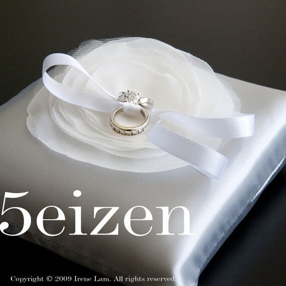 Lili Series III -Ivory Bloom and Silver Ring Pillow