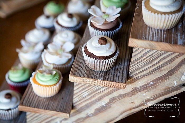 Love this cupcake stand meant to be for a wedding but can