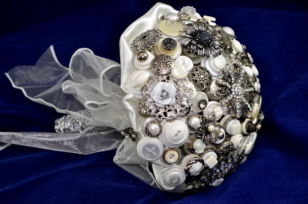 Antique Silver Button and Brooch Bouquet -  PTYL1655