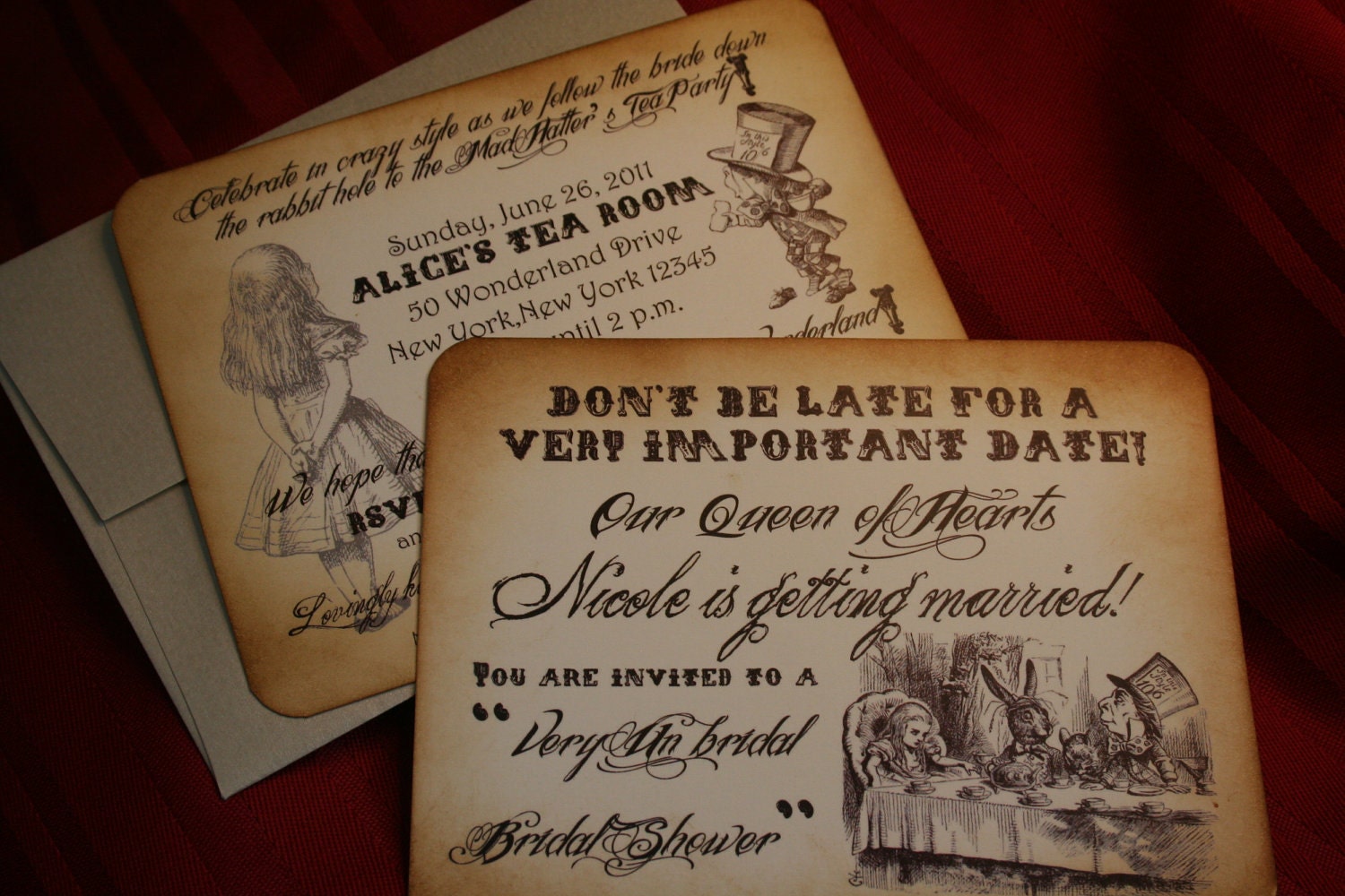 Alice in Wonderland Shower/Birthday Invitations - Flat cards - Vintage Appearance -  Set of 10
