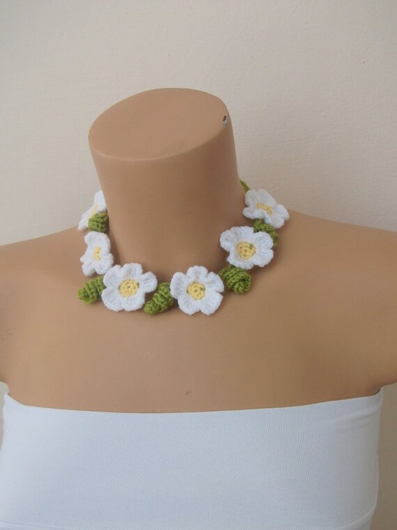 Daisy crochet  Necklace-headband-For adults or babys