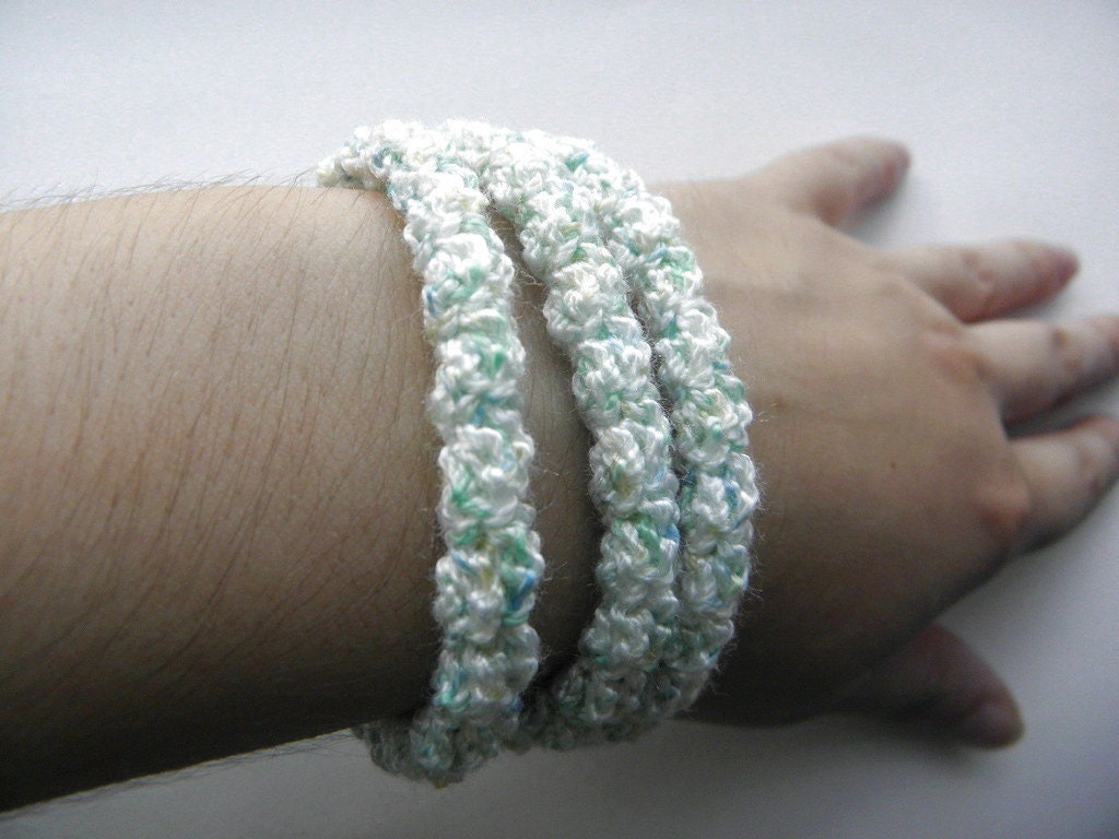 Crochet bracelet white with green blue and yellow gradient