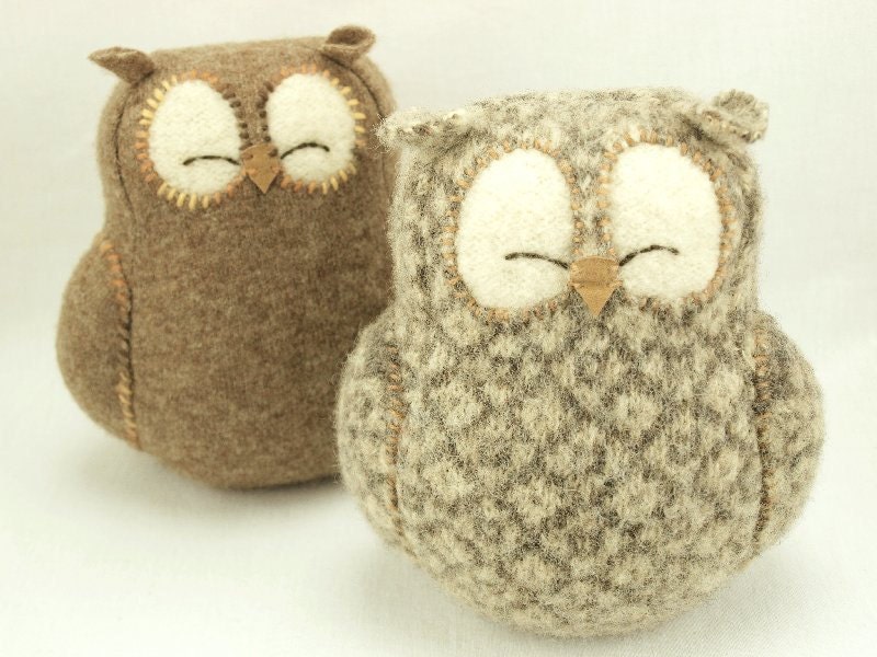 Upcycled Felted Wool Sleepy Owl in Natural White and Beige