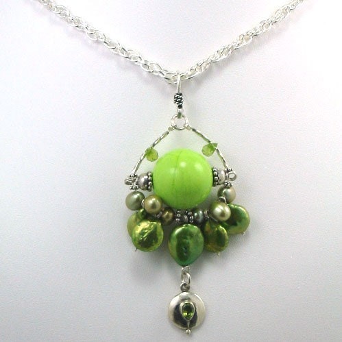 Green Apple Turquoise w Pearl Necklace