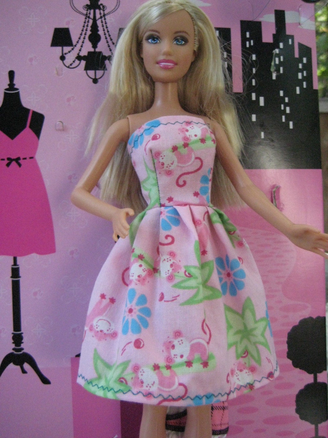 NEW PINK DRESS FOR BARBIE DOLLS-BARBIE CLOTHING