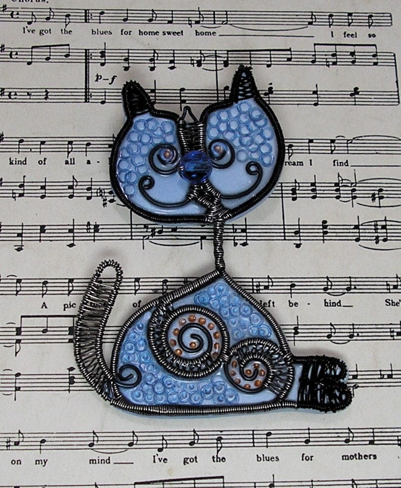 Meet Sassy Cat  Delightful Polymer Clay and Colored Wire Brooch