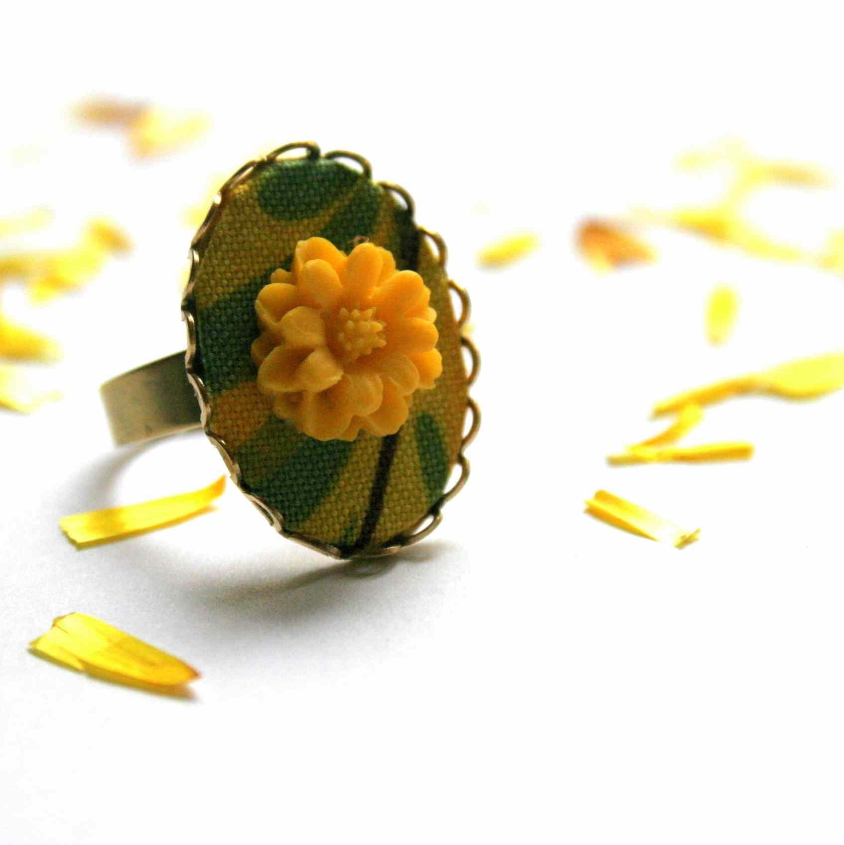 Sunflower  -
                                    textile jewelry - gold plated metal ring with fabric and flower