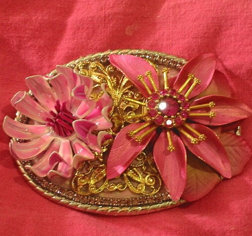 Indie Vintage Collage Pink Flower Altered Art Bling Belt Buckle Pink Weiss Brooch