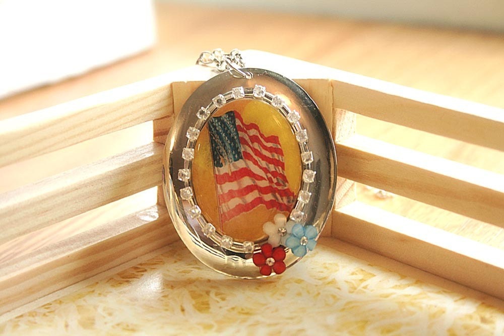 American Flag necklace