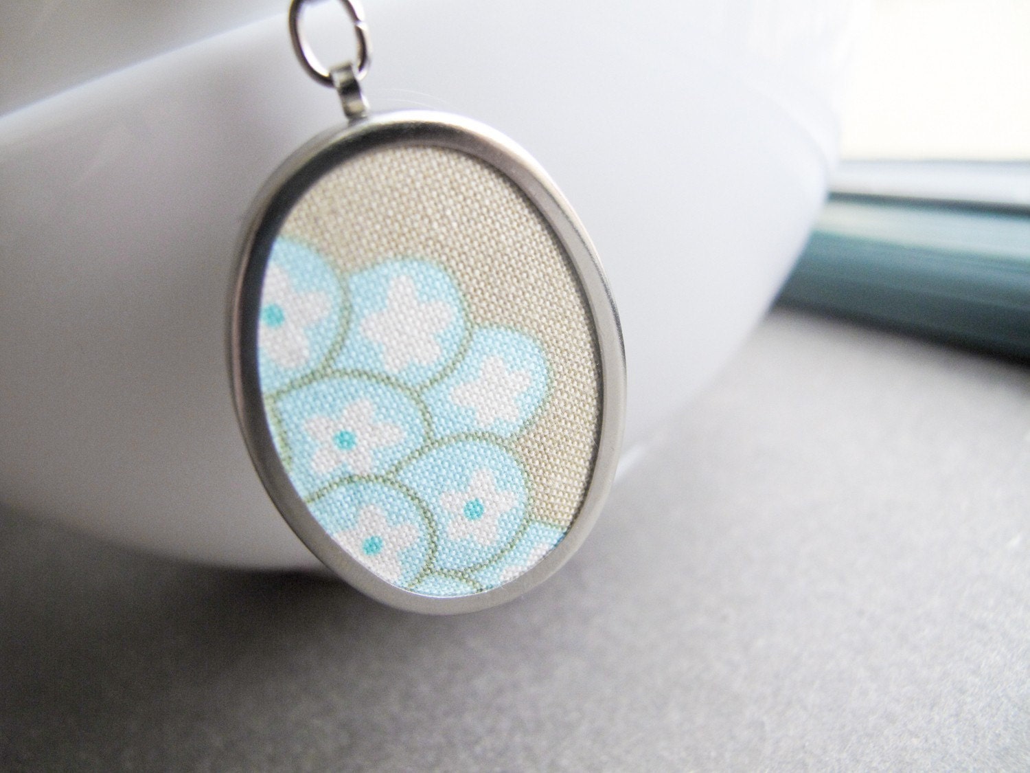 Cumulus Necklace in Cotton Fabric and Shiny Silver - READY TO SHIP