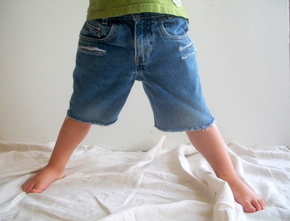 Deconstructed Childrens 3T Levi 566 Cut Off Knee Length Shorts  FREE SHIPPING