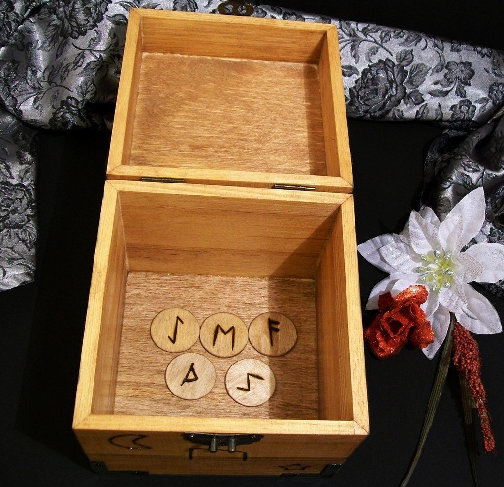 Scented Red Dragon Rune Jewelry Box