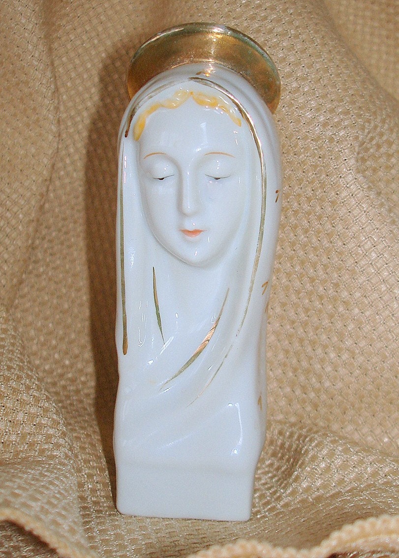 Vintage Small Madonna Head Figurine Porcelain Gold Accents
