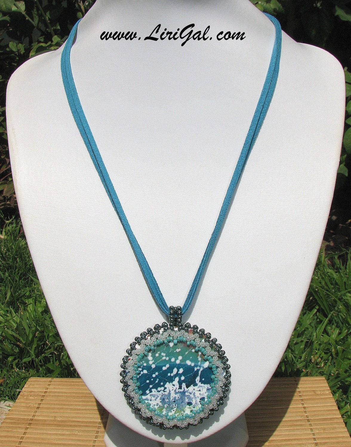 Ocean.Turquoise Jasper Beaded Cabochon Necklace .