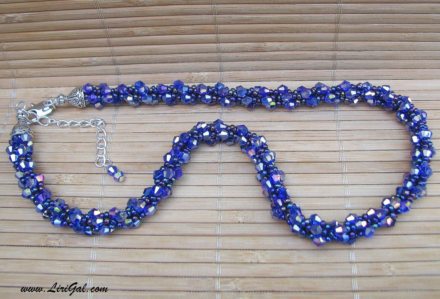 Niagara Falls. Blue Crystals Beaded Necklace