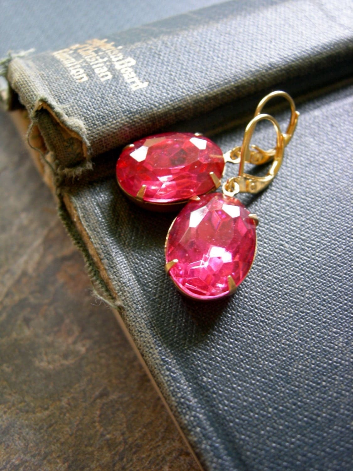 Hollywood Luxe Earrings (Hot Pink Ovals)
