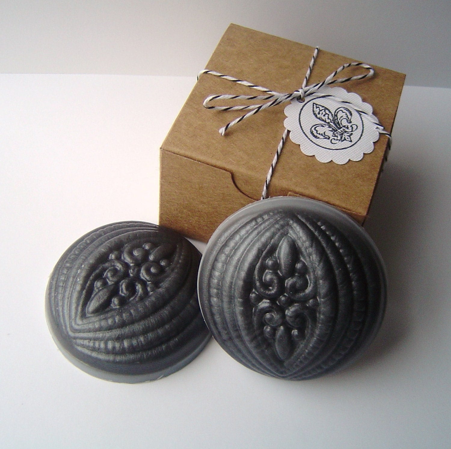 New-White Ginger and Amber Button Fleur De Lis Guest Soap Set-Glycerin and Goat's Milk Soap