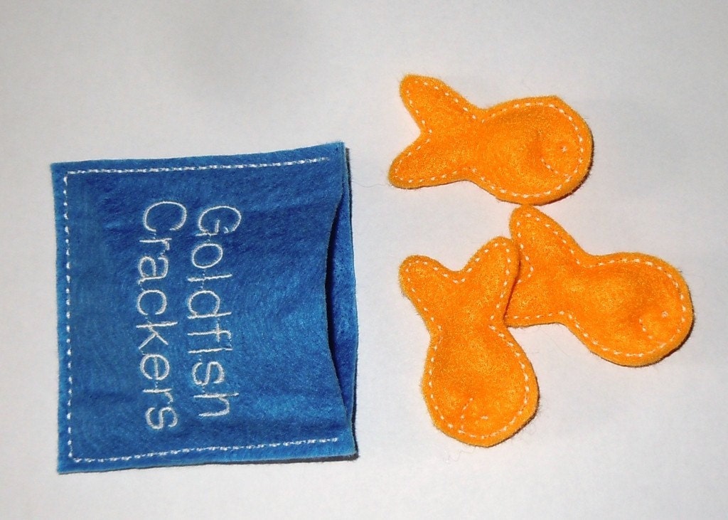 goldfish crackers bag. 3 goldfish crackers bag to put