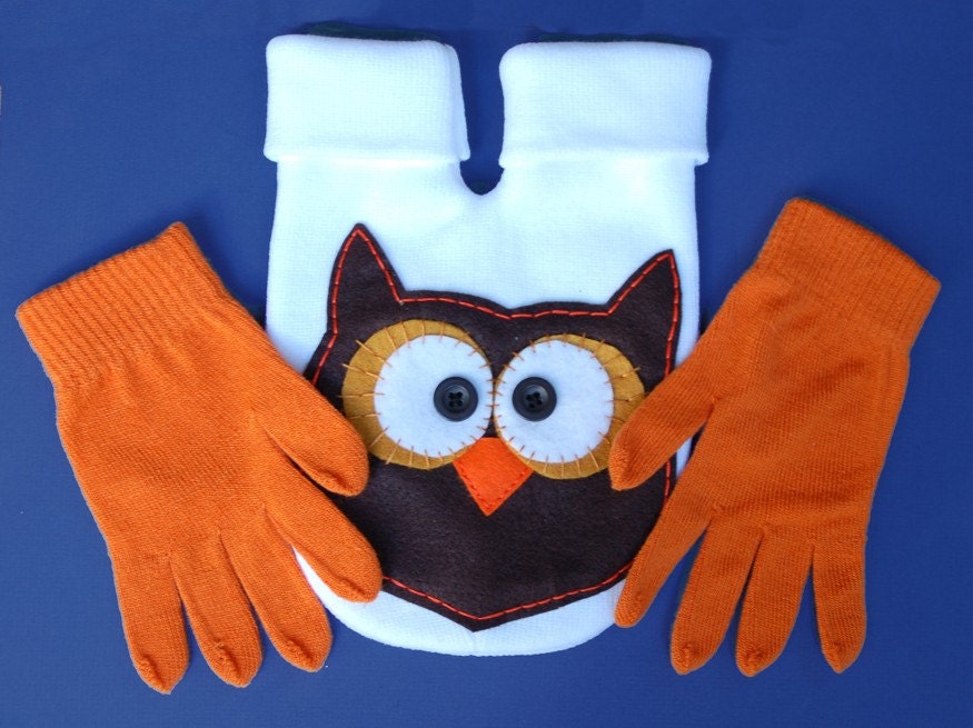 Holding Hands Gloves. Mitten (for holding hands