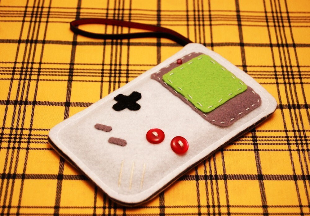 Nintendo Game Boy felt iPhone Case A 