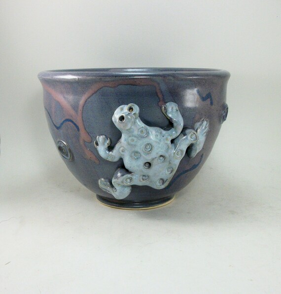 biggish medium sized purple bowl with a frog