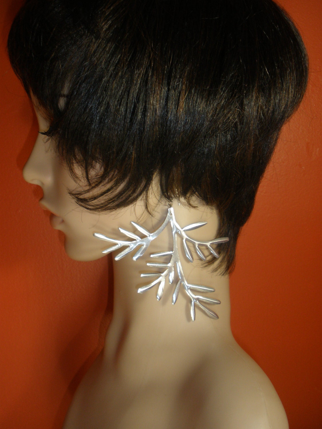 Unique and Attractive Aluminium Leaves Fashion Dangling Earring, Ladies Earrings, Women Earrings, Long Earrings
